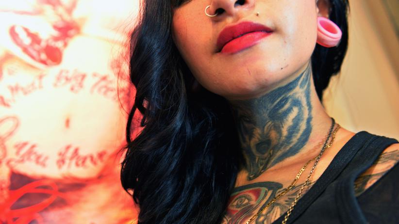 Tattoos piercings frauen bei und extreme Traditionelle japanische