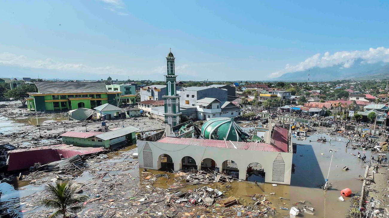 Tsunami in Sulawesi  Es blieben 20 Minuten von der 