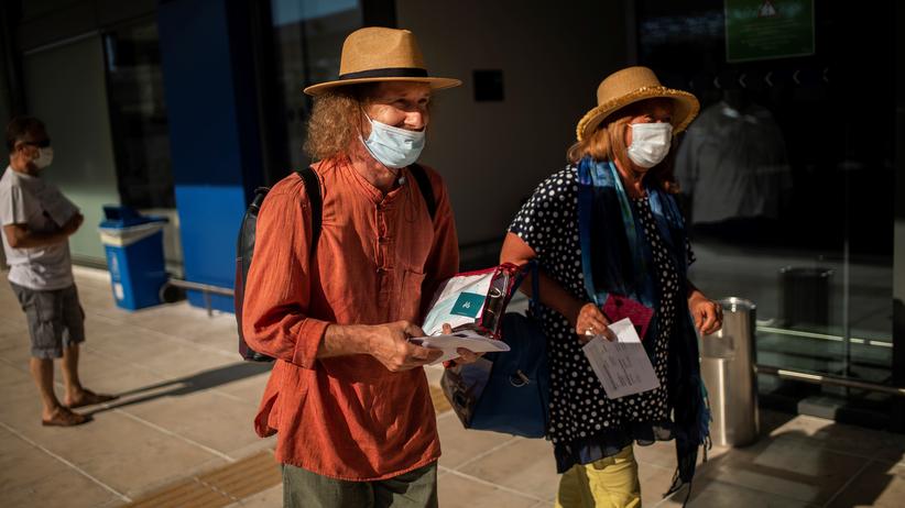 Corona-Pandemie: Rächt sich das Reisen?