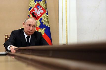 Jürgen Renn: "Wer widerspricht, ist bedroht, verliert seine Freiheit oder sogar sein Leben. Damit gibt es niemanden im Umkreis Putins, der für eine Verständigung mit westlichen Forschenden ansprechbar wäre", sagt der Historiker Jürgen Renn über das russische Regime unter Wladimir Putin.