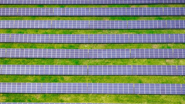 Solarstrom: Gute Kurve: Die billigste Energiequelle der Geschichte