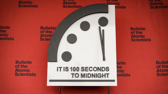 Bulletin of the Atomic Scientists: Weltuntergangsuhr rückt auf 90 Sekunden bis Mitternacht vor