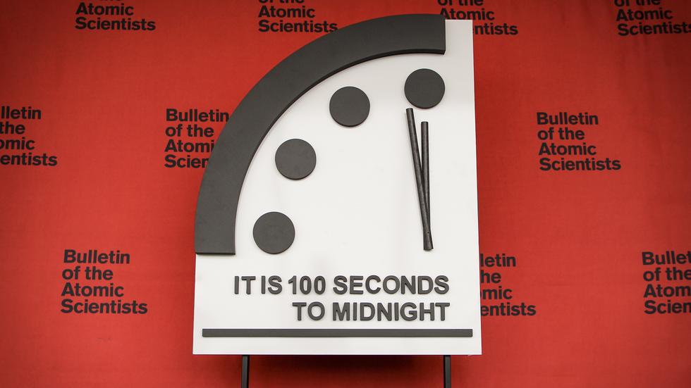 Bulletin of the Atomic Scientists Weltuntergangsuhr rückt auf 90
