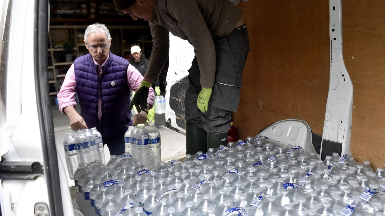 Frankreich: Vier Kommunen untersagen Entnahme von Trinkwasser aus