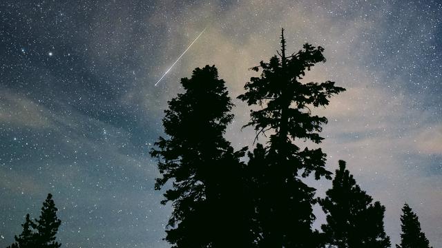 Perseiden: Sternschnuppen-Regen zur partiellen Sonnenfinsternis