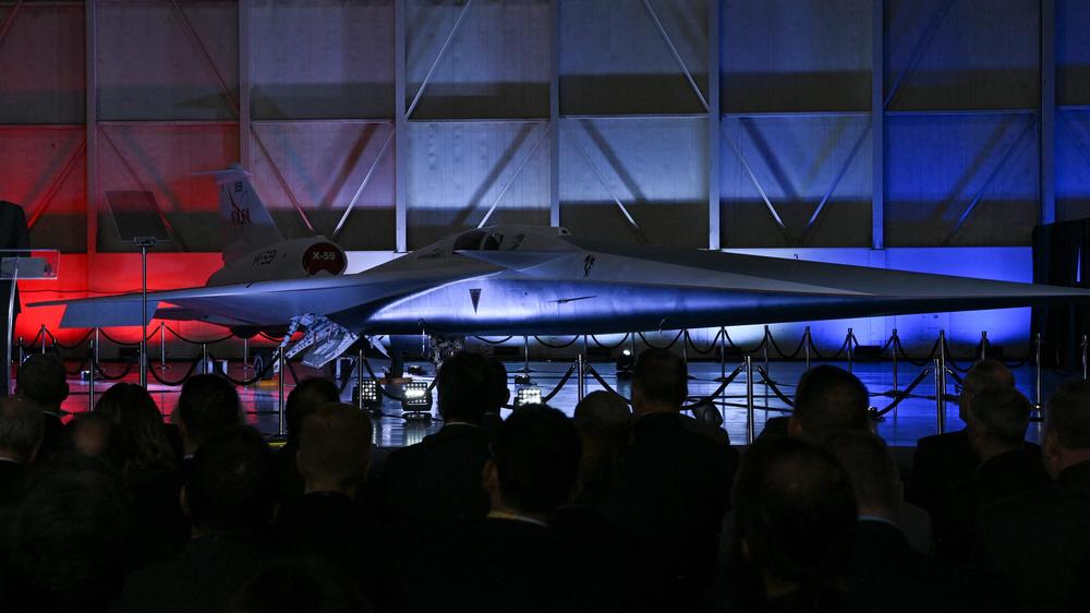Luftfahrt: Das Überschallflugzeug X-59 bei der Präsentation im US-Bundesstaat Kalifornien
