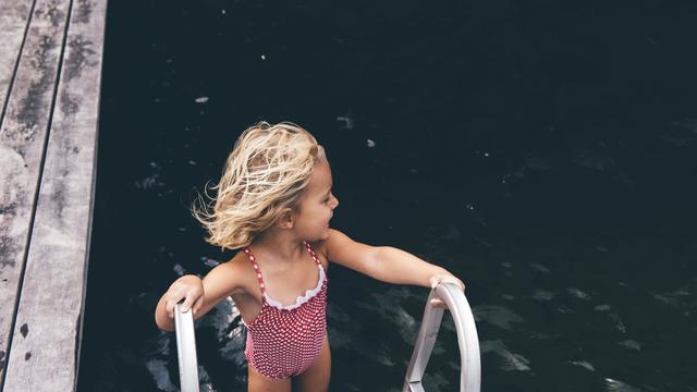 Schwimmkurse für Kinder: So lernen Kinder schwimmen