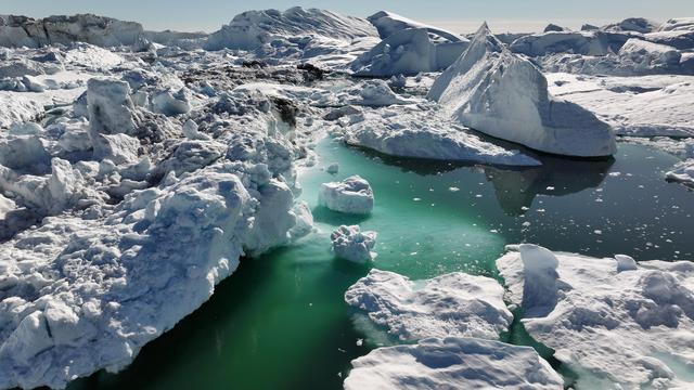 Klimawandel: Gletscherspalten in Grönland wachsen rasant