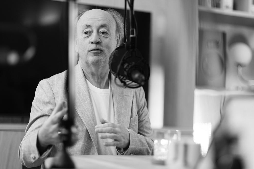 Matthias Matting: Brandon Q. Morris, wie verkauft man zwei Millionen Bücher?