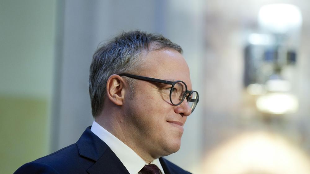 Mario Voigt: Mario Voigt, Thüringens Ministerpräsident, dem der Doktortitel aberkannt wurde