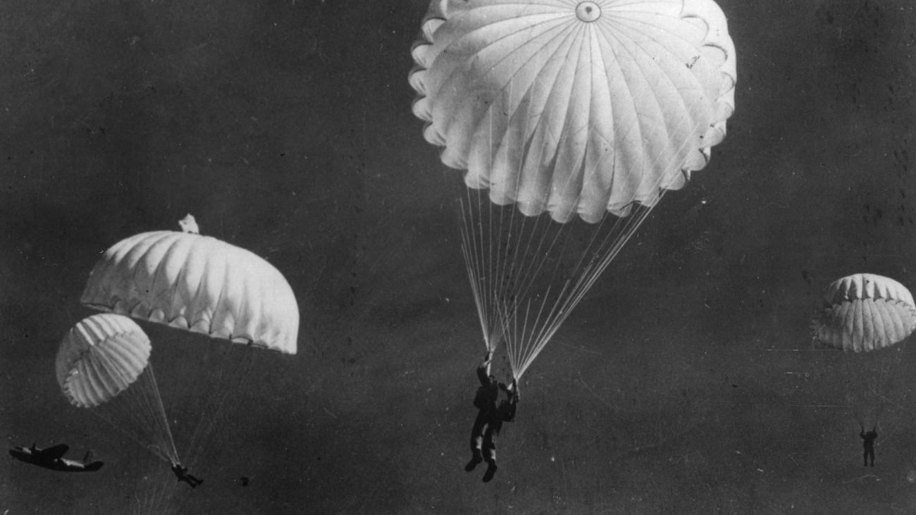 Fallschirmspringer zum hoch werfen Flieger Soldat mit Fallschirm für Kinder NEU 