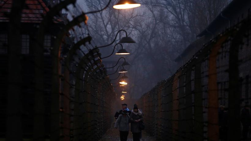 Nationalsozialismus: Auch hierhin kamen jene, oft Unschuldigen, die als 'Asoziale' oder Volksschädlinge galten: Das Konzentrationslager Auschwitz im Januar 2018.