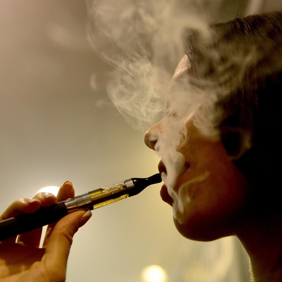 thc wax vape Versteckt im Mäppchen: E-Zigaretten in Schulen | Niedersachsen