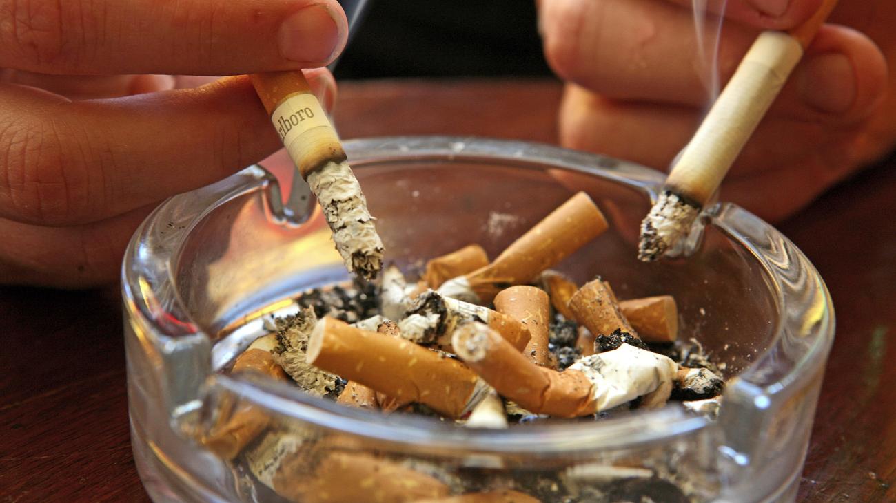 Tabak: Zigarettenrauch klebt monatelang an Oberflächen