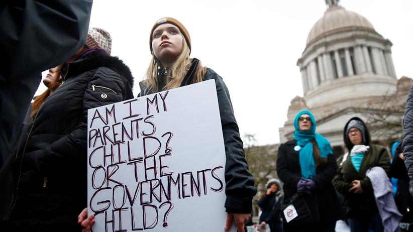 US-Gesundheitsbehörde: Demonstration von Impfgegnern in Washington – für mehr Selbstbestimmung und gegen eine Impfpflicht.
