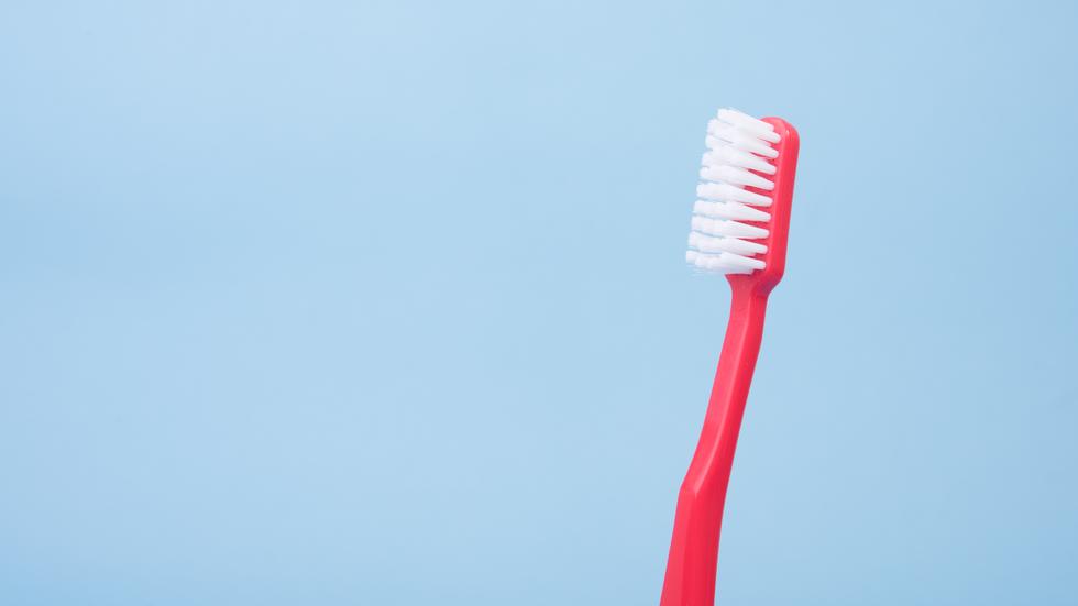Zahnpasta mit oder ohne Fluorid? ZEIT ONLINE