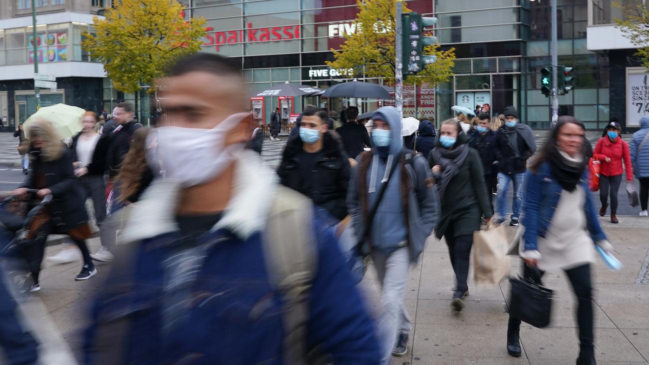 Download Klaus Reinhardt Ärztepräsident Background