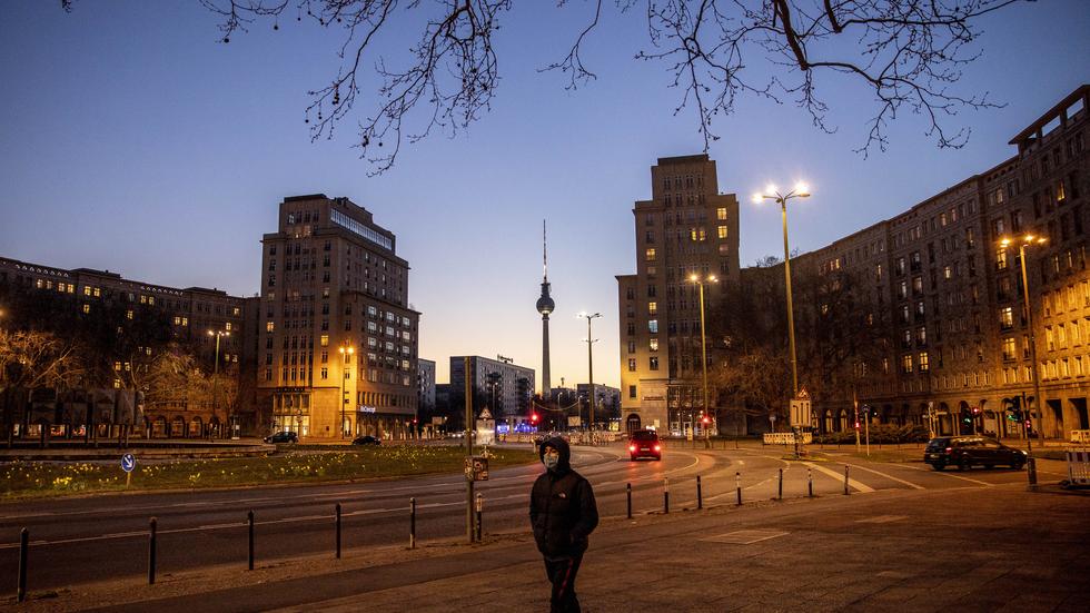 Coronavirus: In Berlin haben sich mit 1.615 Personen so viele Menschen binnen 24 Stunden infiziert wie in keiner anderen Stadt.