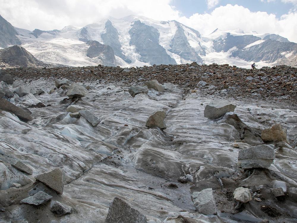 Klimawandel in der Schweiz: Was vom Gletscher übrigblieb  ZEIT ONLINE