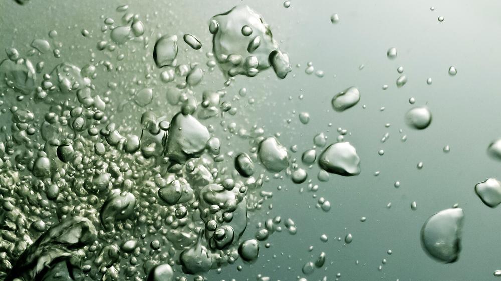 Mariana Mazzucato zur Wasserkrise: Wasser entscheidet über das Leben auf der Welt, sagt die Ökonomin Mariana Mazzucato. Wie geht die Welt damit um, wenn es immer öfter fehlt?