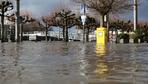 Hochwasser: Dauerregen in NRW, Überflutungsgefahr in Niedersachsen