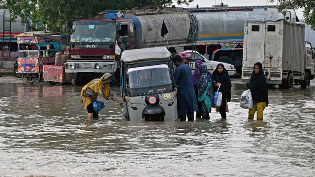 Pakistan: Pakistanische Behörden zählen fast 750 Gestorbene durch Monsun