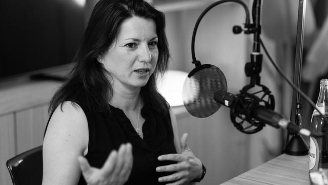 Podcast »Alles gesagt?«: Katja Hoyer, wie zerbricht eine Demokratie?