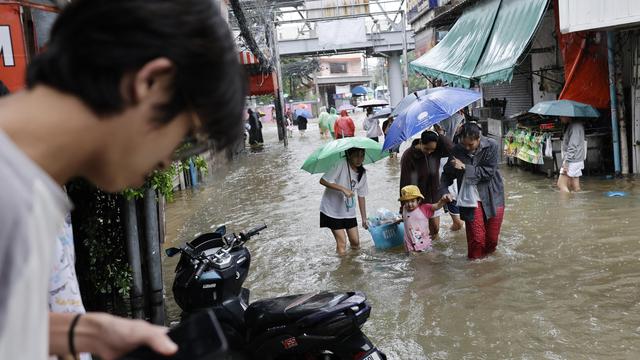 Überschwemmungen in Bangkok: Bangkok ruft wegen Überschwemmungen Katastrophenfall aus