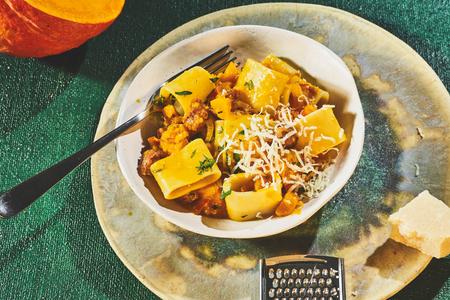 Pasta Mit Salsiccia Und Kurbis Nudeln Mit Personlichkeit Zeitmagazin