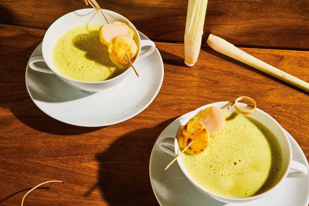 Cappuccino von Curry und Zitronengras: Süppchen, scharf und fruchtig ...