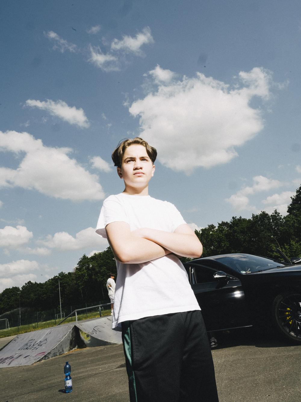 Das Alter von Lil M: Eine zeitgemäße Frage Das Alter von Lil M: Eine zeitgemäße Frage