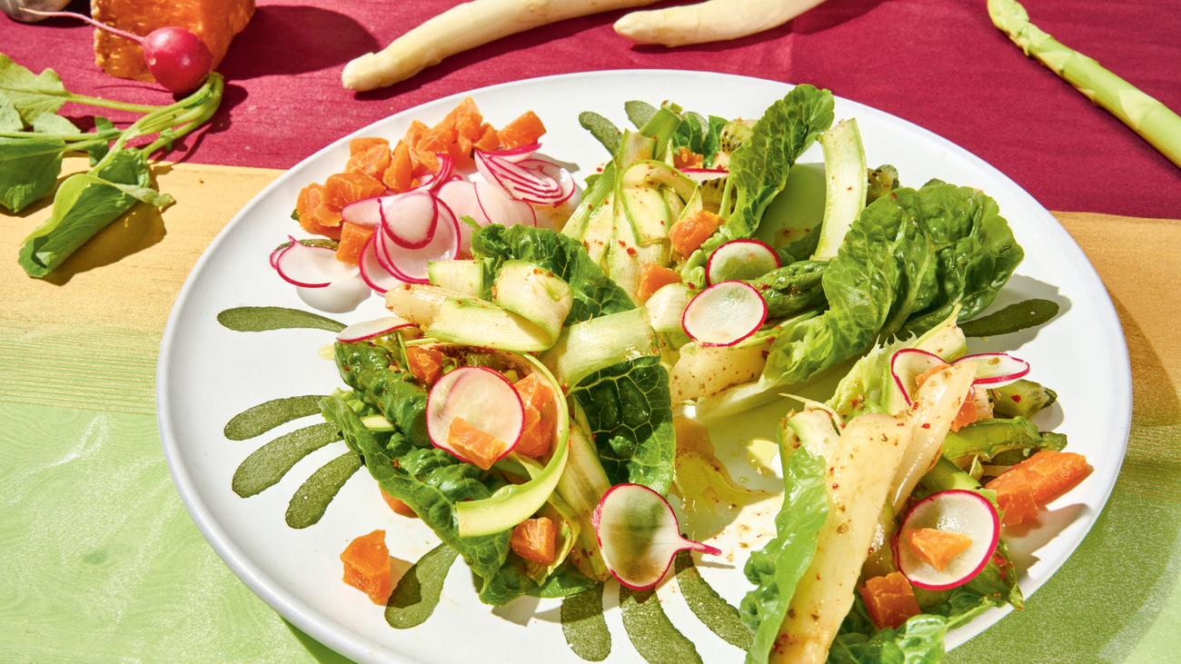 Salade d’asperges à la mimolette et au kiwi : dîner d’adieu