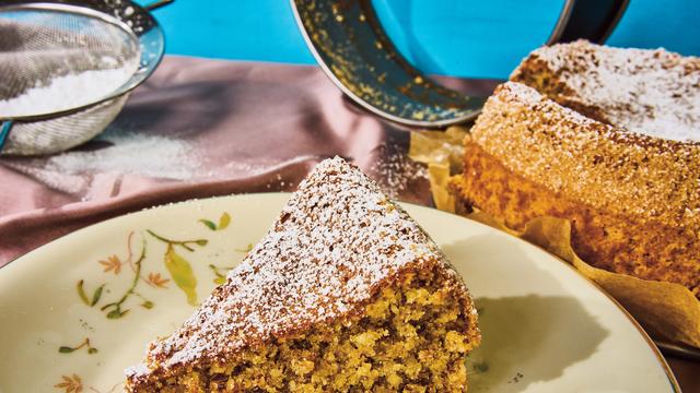 Haselnusskuchen mit Olivenöl: Augen Zu!