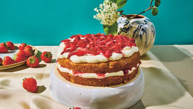 Erdbeer-Mascarpone-Torte: Mit Sahne