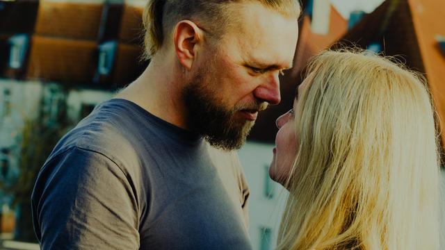 (+) Neue Liebe in der Lebensmitte: Alles Neuland