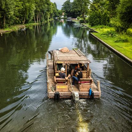 Ausgabe 18/2026: Wasserkanal in Neu Venedig in Berlin