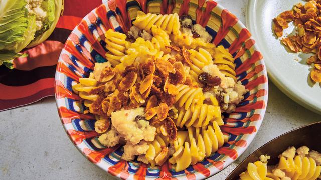 (+) Sizilianische Pasta mit Blumenkohl: Mit Nudeln geht alles