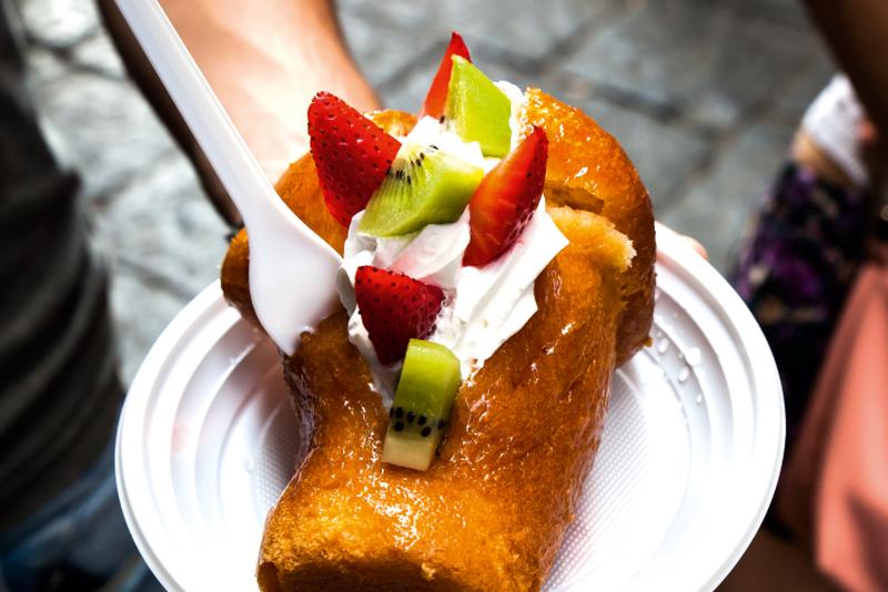 Neapolitanische Pizza Rum Baba Zeitmagazin