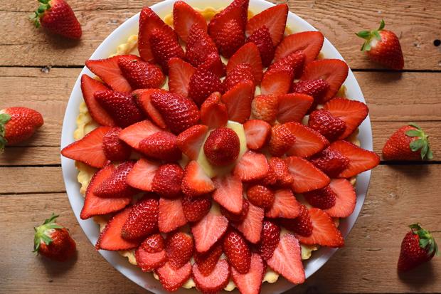 Erdbeertarte mit Tonkabohnencreme: Das schreit nach Sommer | ZEITmagazin