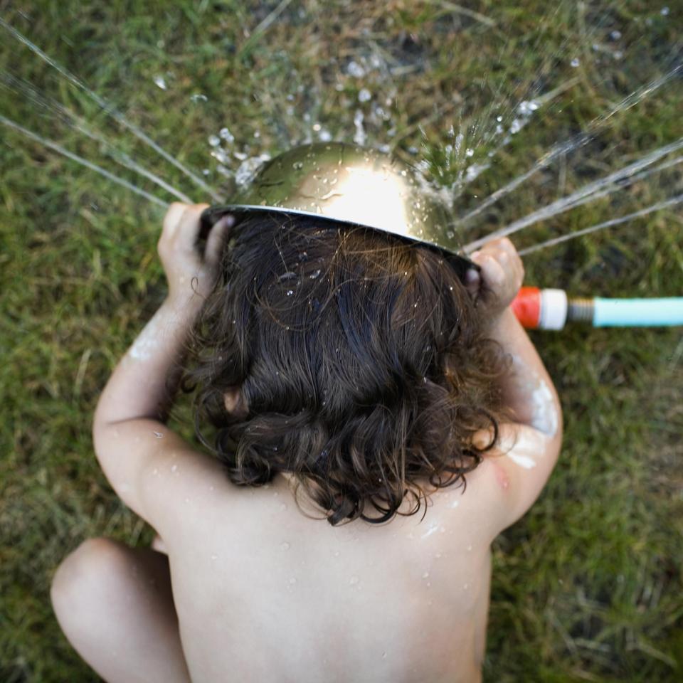 Kleine kinder nackt Nacktheit von Kindern: Die Grenzen der kindlichen Nacktheit | ZEITmagazin