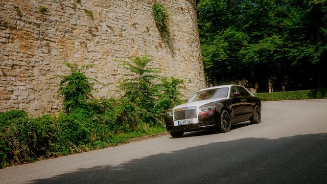 Rolls-Royce Ghost: Zieht dir die Schuhe aus