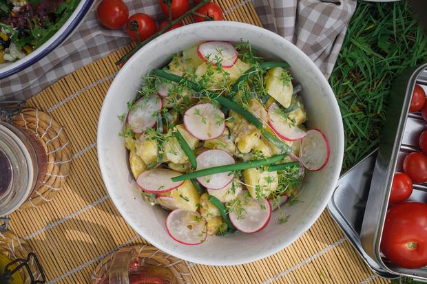 Salate fürs Picknick: Leichter Kartoffelsalat | ZEITmagazin
