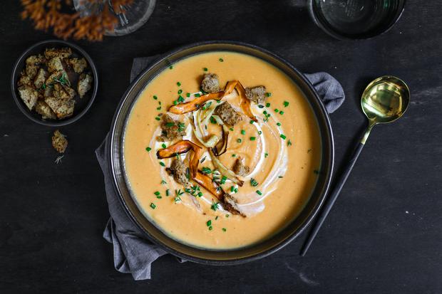 Pastinaken-Süßkartoffel-Suppe: Herbstliche Pastinakensuppe | ZEITmagazin