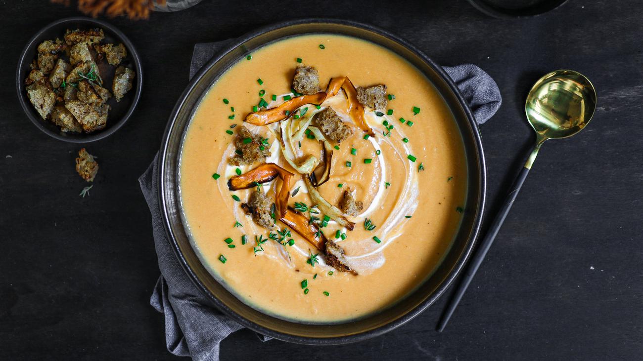 Pastinaken-Süßkartoffel-Suppe: Herbstliche Pastinakensuppe | ZEITmagazin