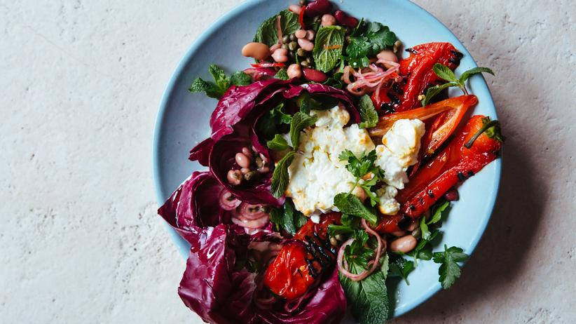 Bohnensalat mit Radicchio und Feta: Das volle Salatprogramm