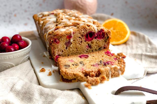 Orangen-Cranberry-Streuselbrot mit Walnüssen: Brot oder Kuchen ...