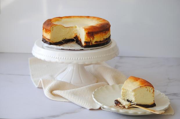 Cheesecake mit Birnenweggenfüllung: 
Käsekuchen mit Birnenweggenfüllung