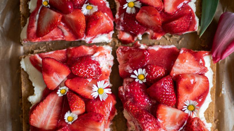 Erdbeer-Brezel-Kuchen mit Mascarponecreme: Stillt den Erdbeerhunger!