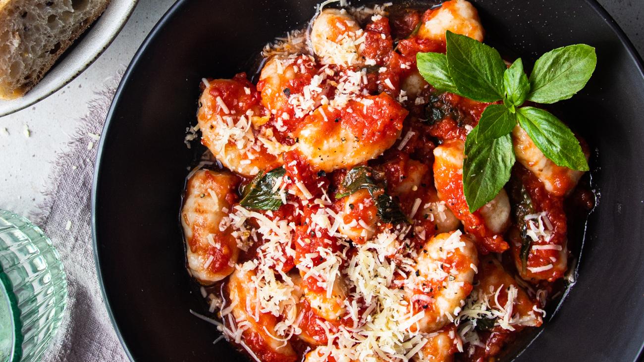 Ricotta-Gnocchi mit Tomatensoße: Ein Kombiwunder namens Gnocchi ...