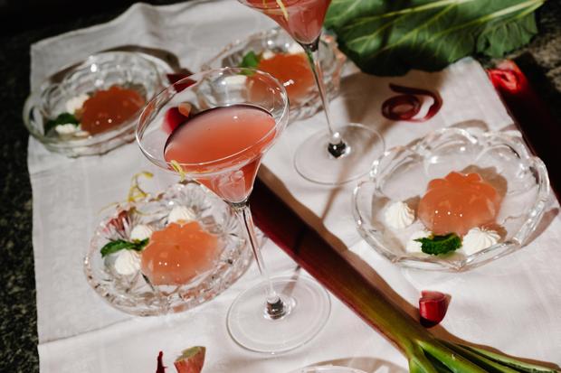 Wackelpudding mit Rhabarbersirup: Gemüse mit rosaroter Brille | ZEITmagazin